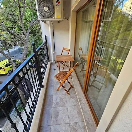 Apartment Serenity In The Heart Of With Free Parking *