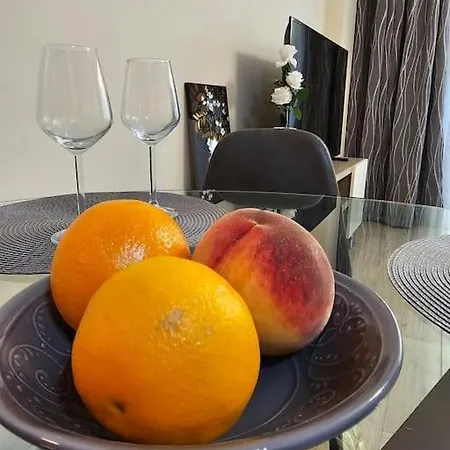 Serenity In The Heart Of With Free Parking Apartment *