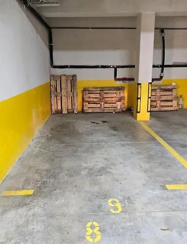 Serenity In The Heart Of With Free Parking דירה *